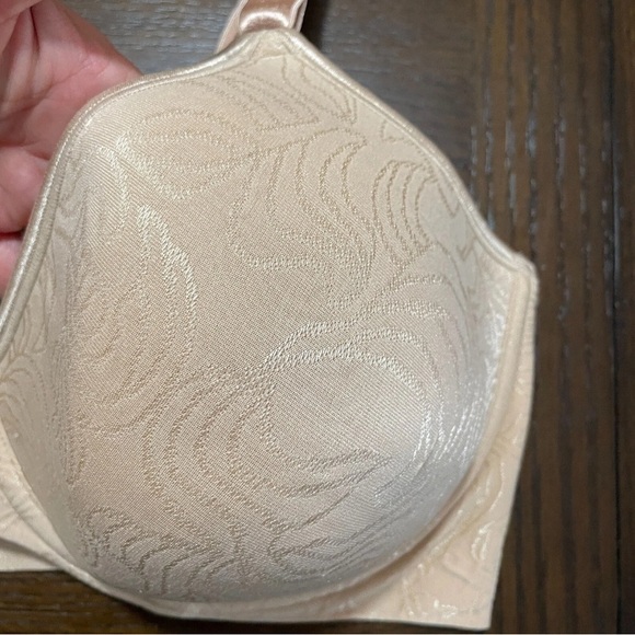 Bali Cream Full-Coverage Bra Seamless Comfort 42DD - Picture 3 of 7